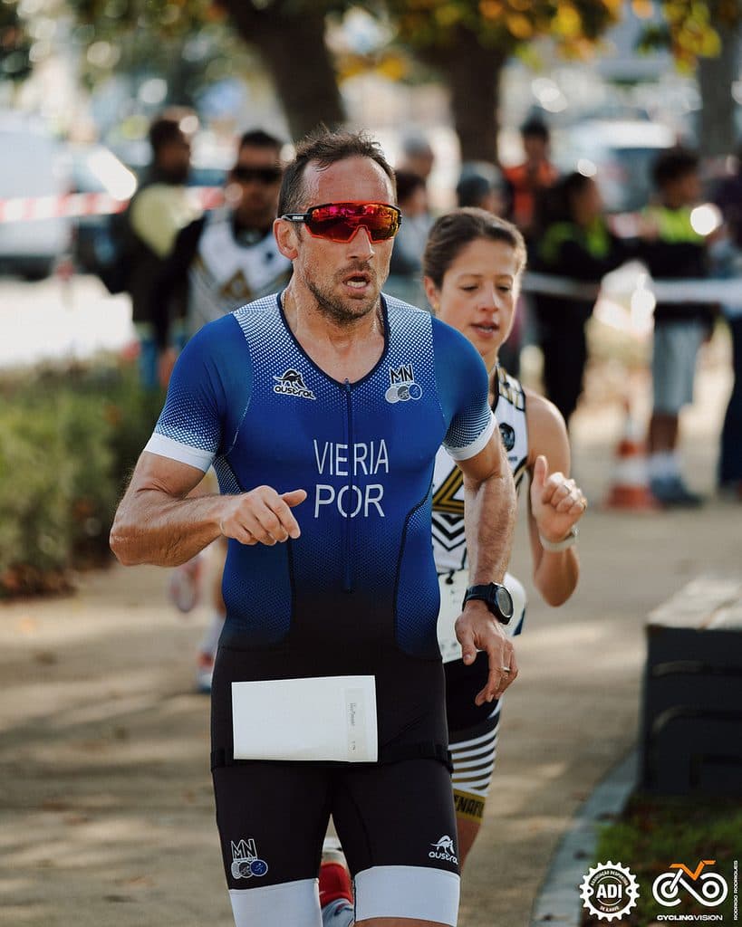 Atleta com o dorsal 140