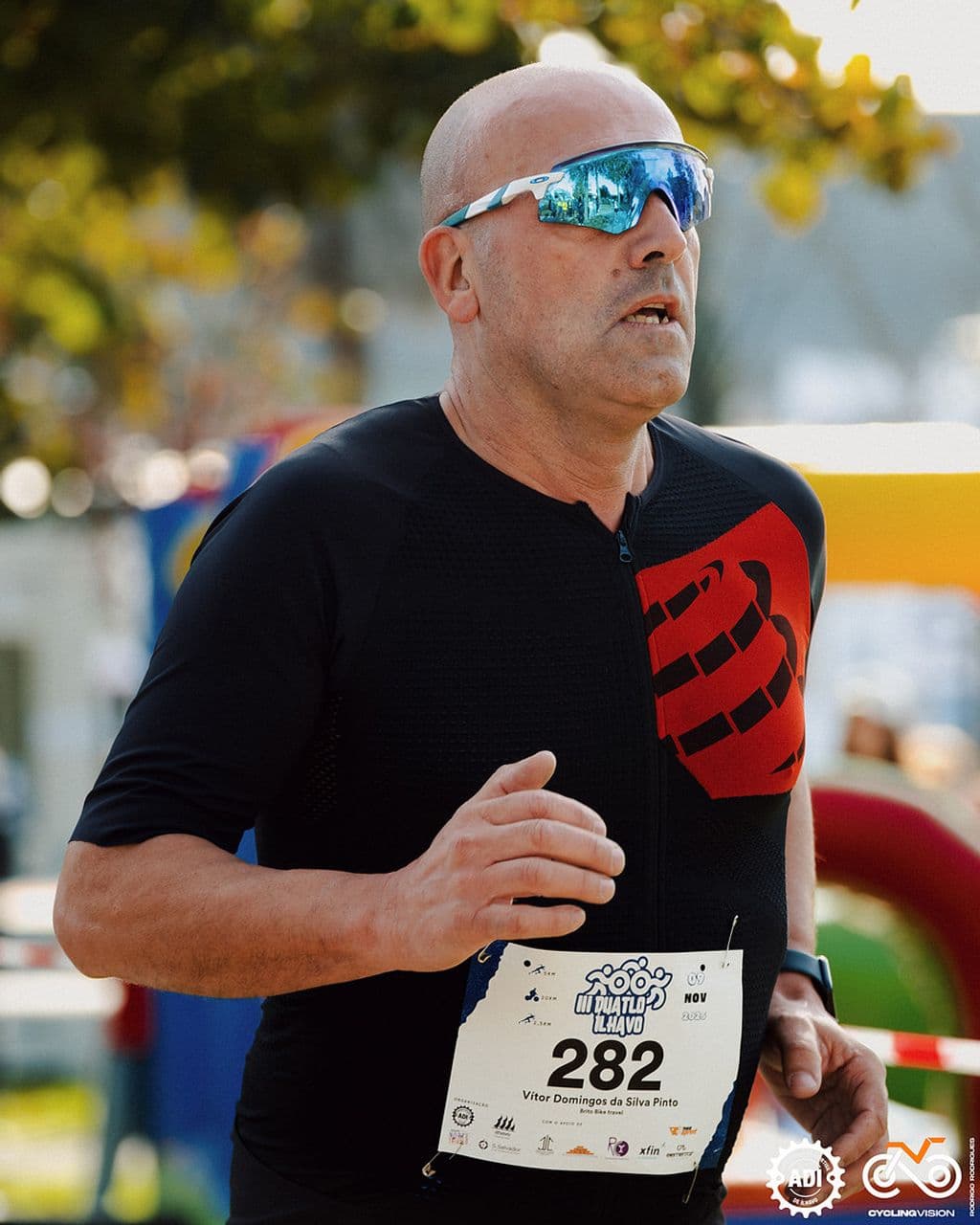 Atleta com o dorsal 282