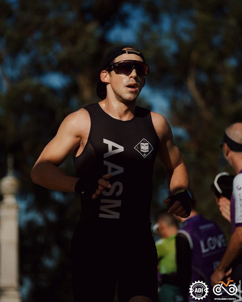 Atleta com o dorsal 294