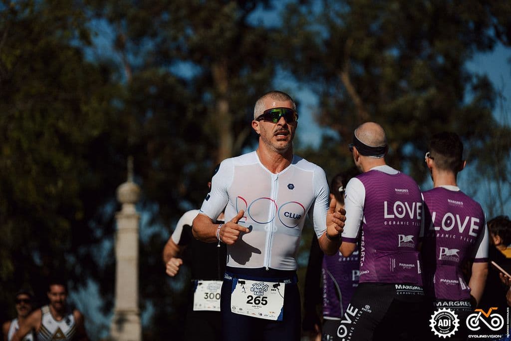 Atleta com o dorsal 265
