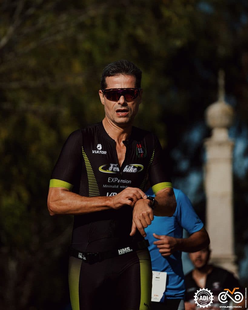 Atleta com o dorsal 315