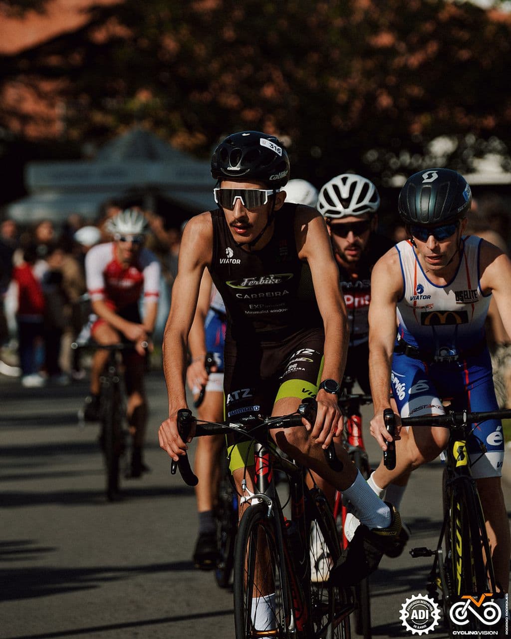 Atleta com o dorsal 316