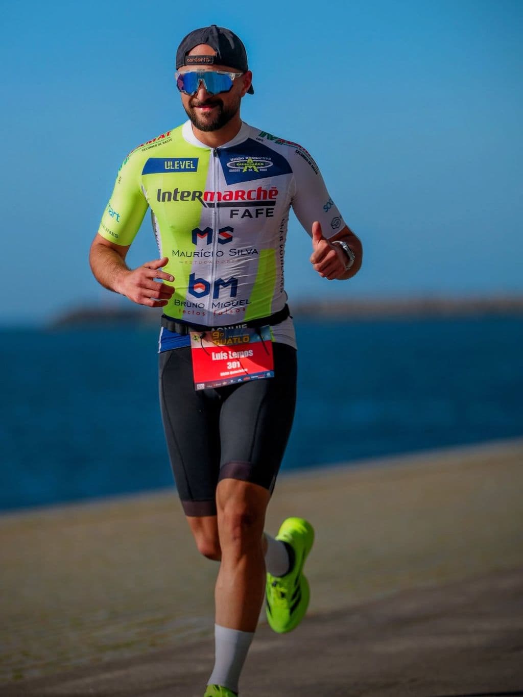 Atleta com o dorsal 301
