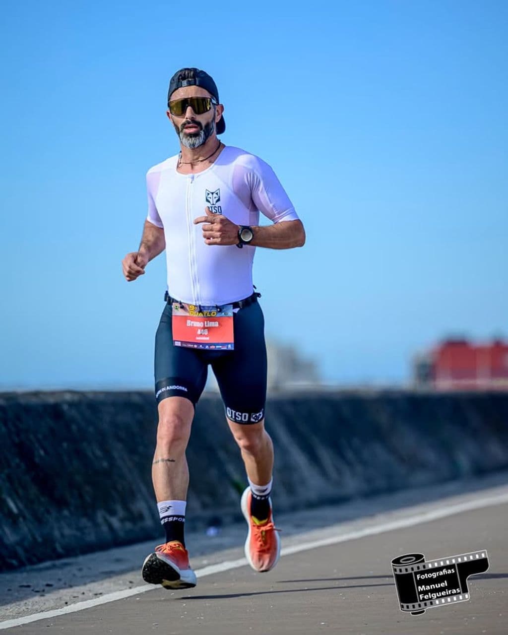 Atleta com o dorsal 446