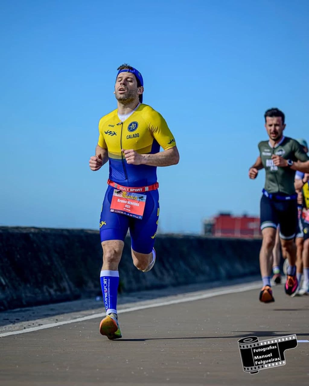Atleta com o dorsal 457