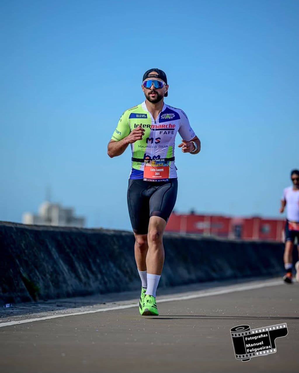 Atleta com o dorsal 301