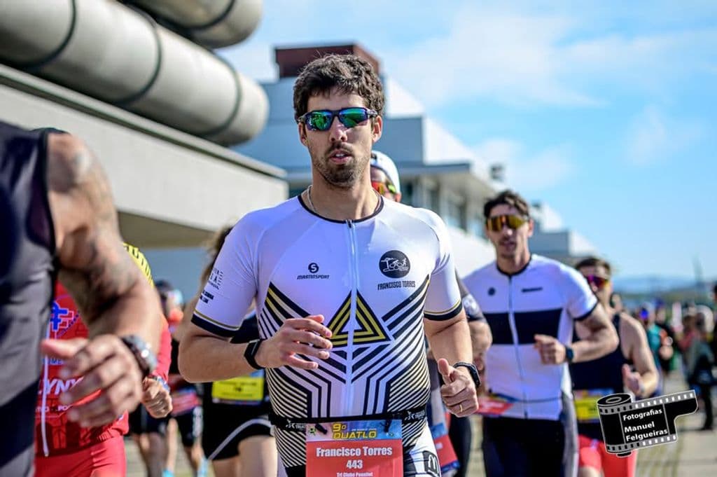 Atleta com o dorsal 443