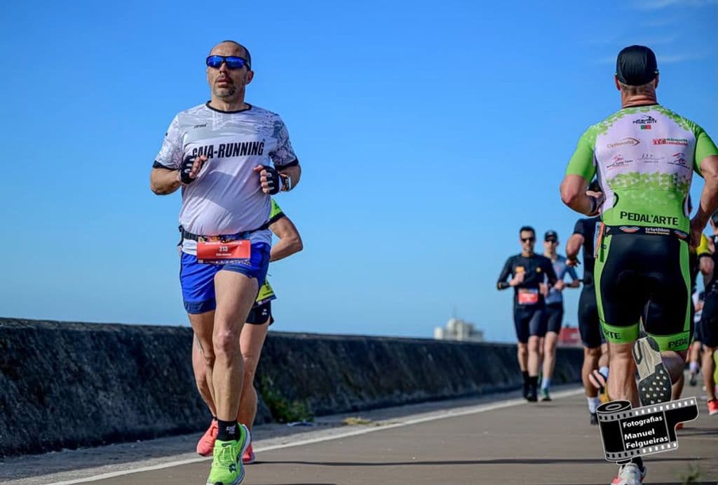 Atleta com o dorsal 213