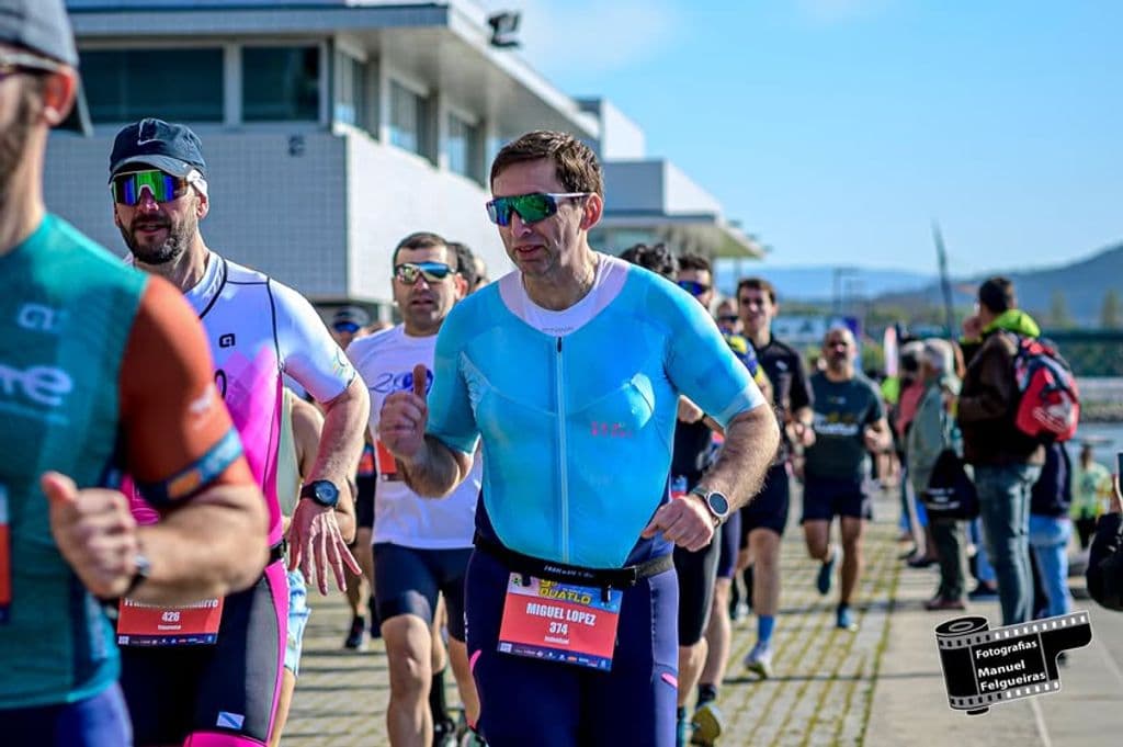 Atleta com o dorsal 374