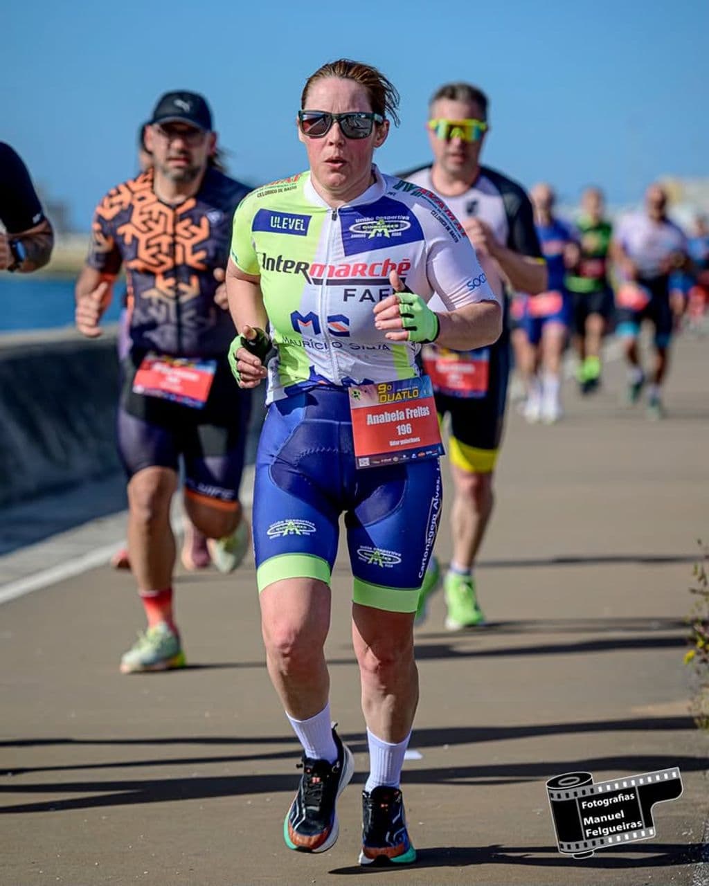 Atleta com o dorsal 196