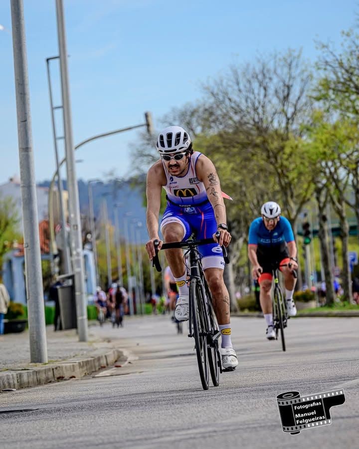 Atleta com o dorsal 121