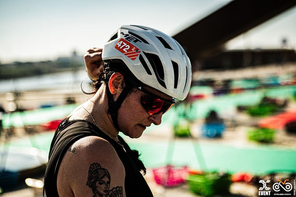 Atleta com o dorsal 472
