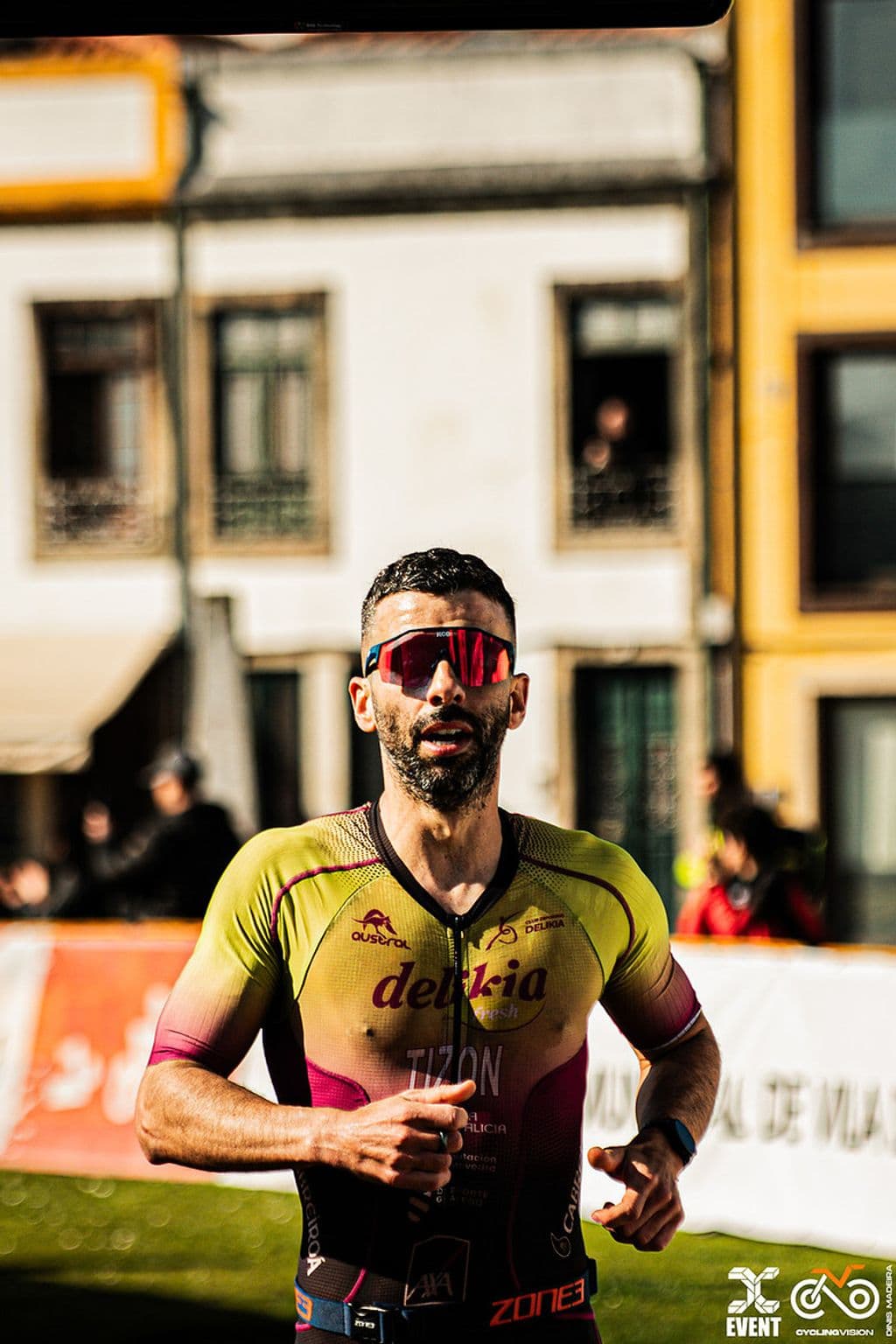 Atleta com o dorsal 652