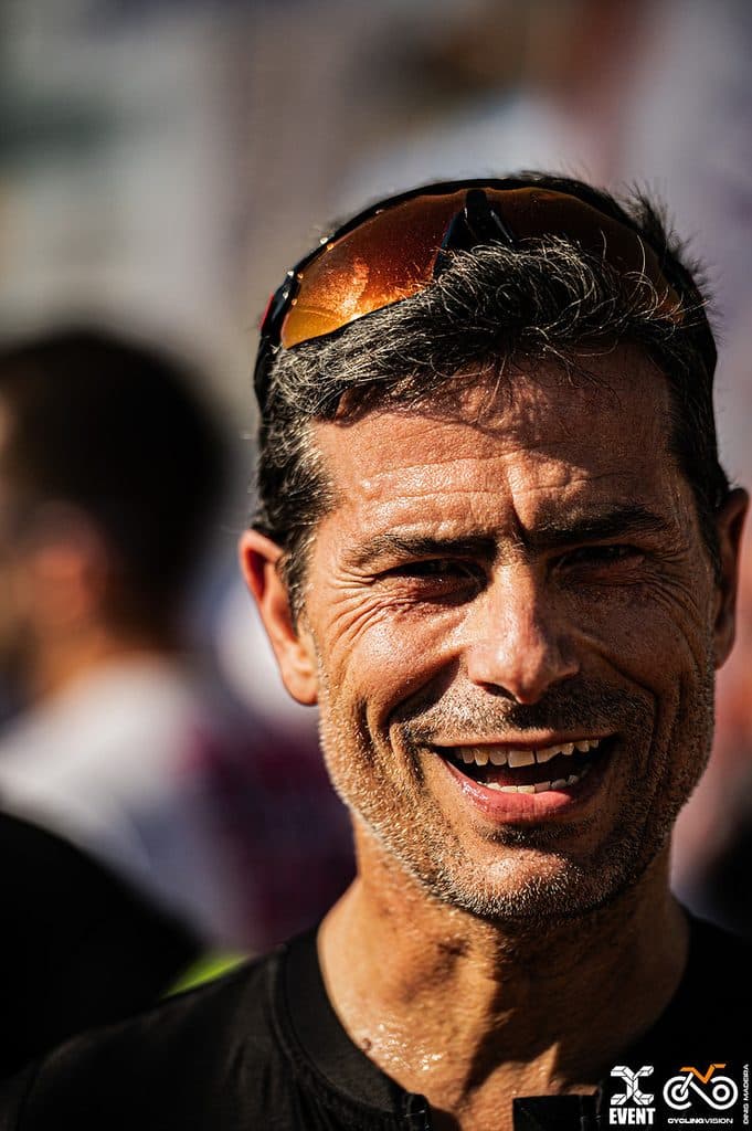Atleta com o dorsal 410