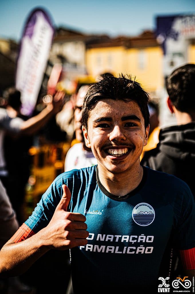 Atleta com o dorsal 552