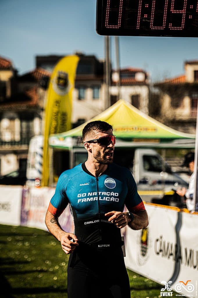 Atleta com o dorsal 484