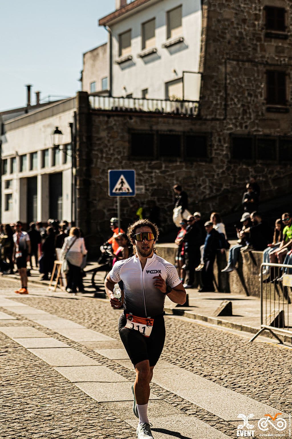 Atleta com o dorsal 111