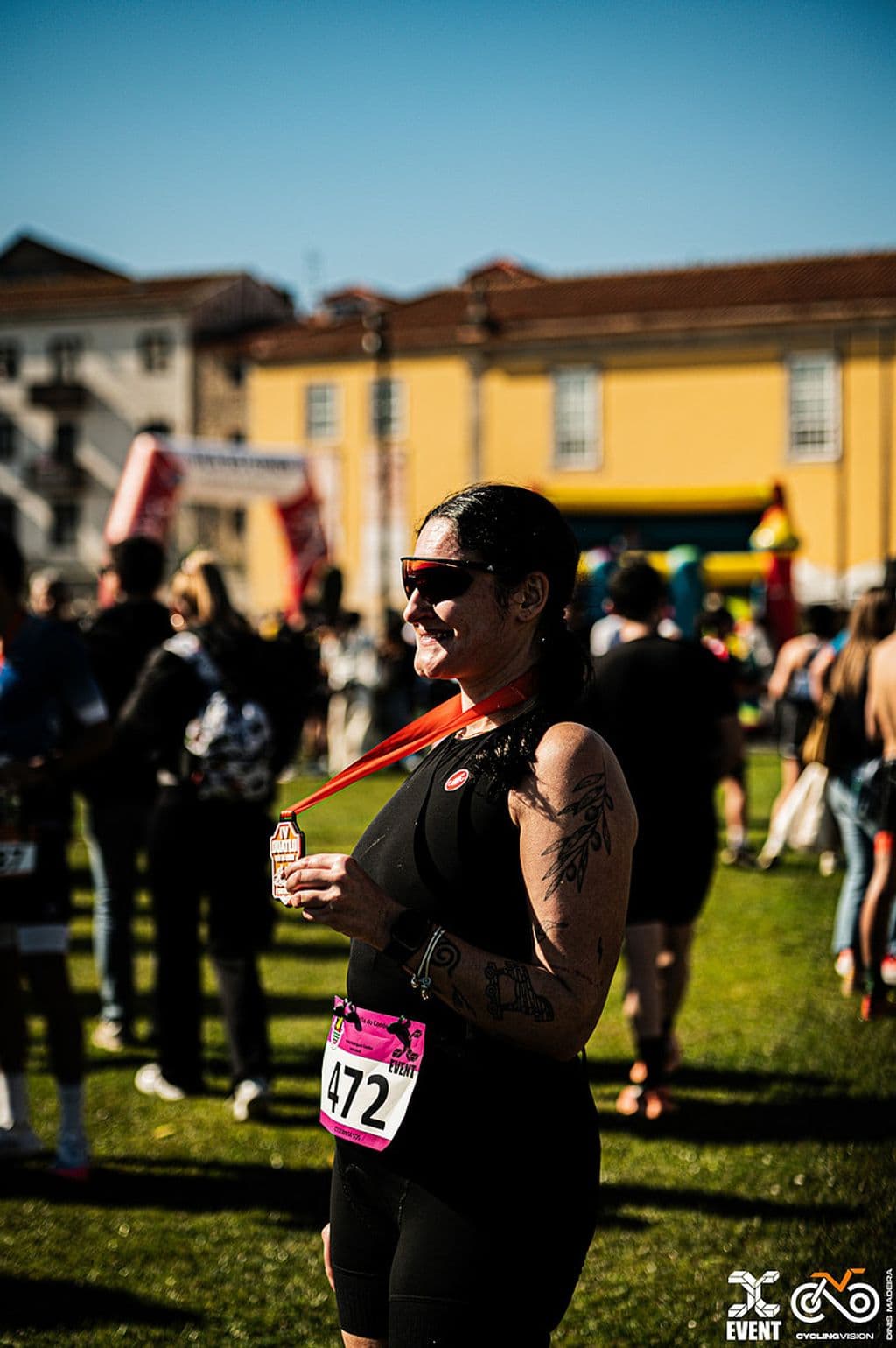 Atleta com o dorsal 472