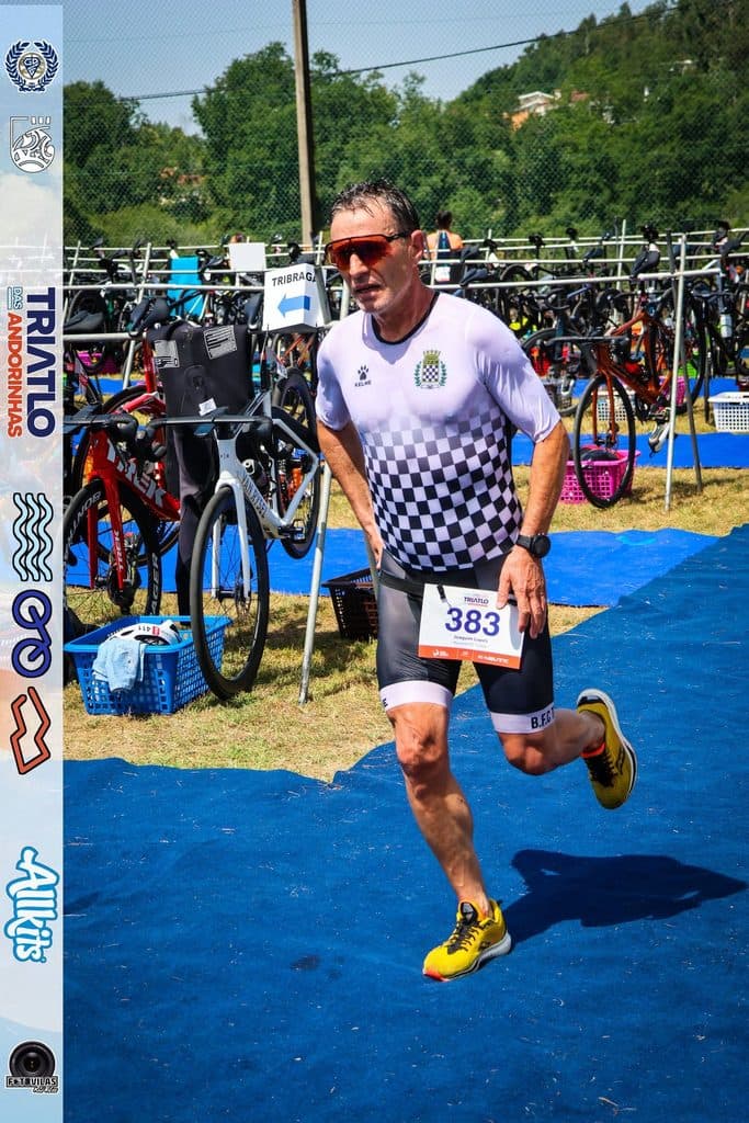 Atleta com o dorsal 383