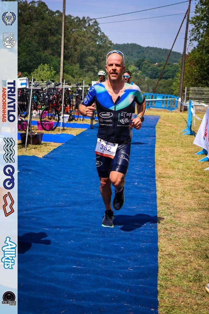Atleta com o dorsal 382