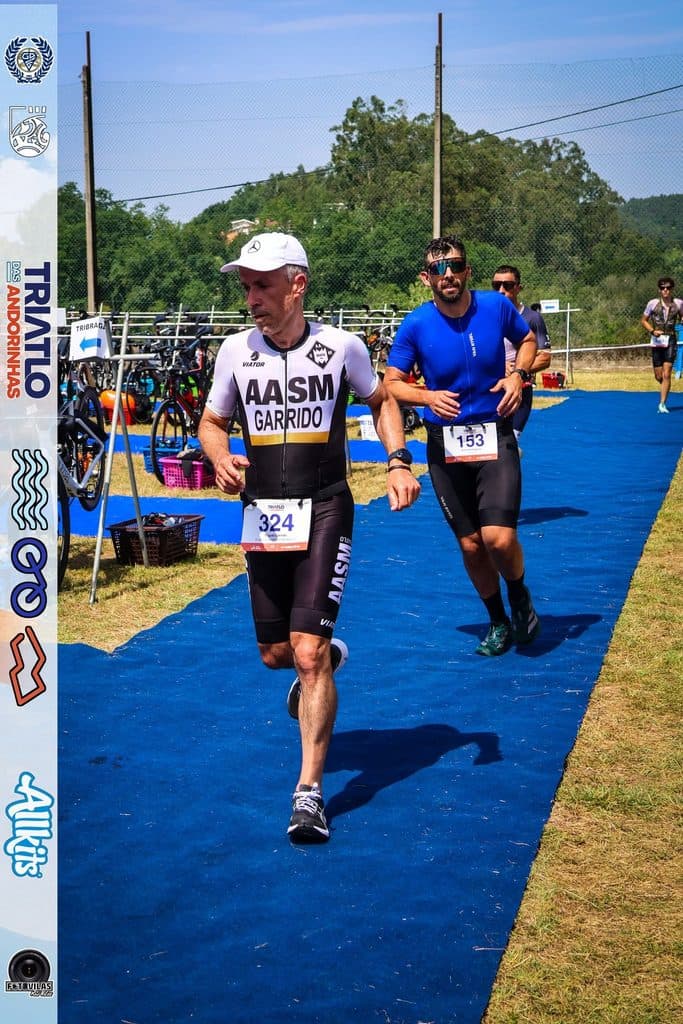 Atleta com o dorsal 324