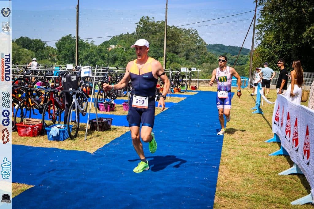 Atleta com o dorsal 219