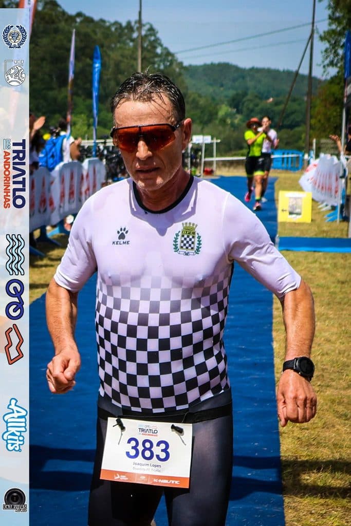 Atleta com o dorsal 383