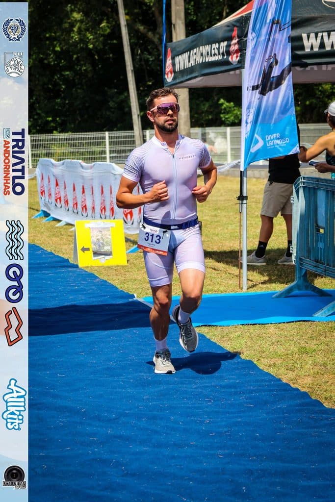 Atleta com o dorsal 313