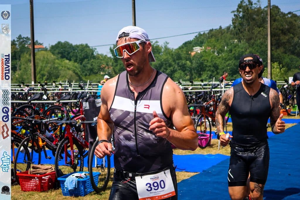 Atleta com o dorsal 390