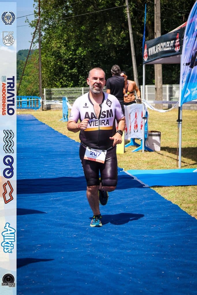 Atleta com o dorsal 207