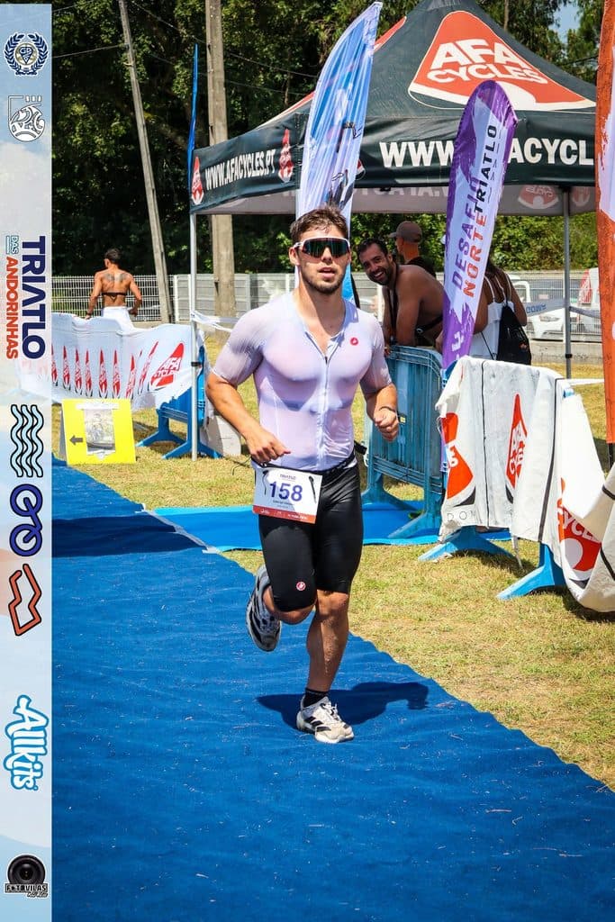 Atleta com o dorsal 158