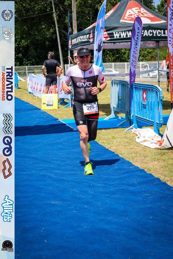Atleta com o dorsal 229