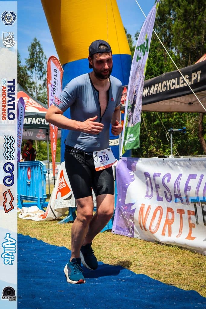 Atleta com o dorsal 376