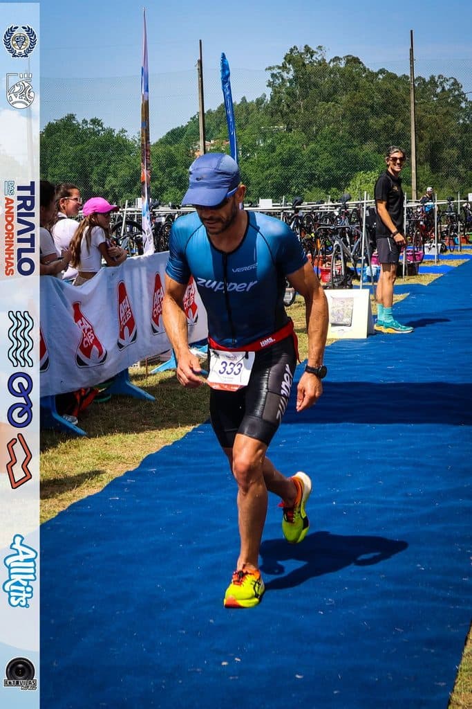 Atleta com o dorsal 333