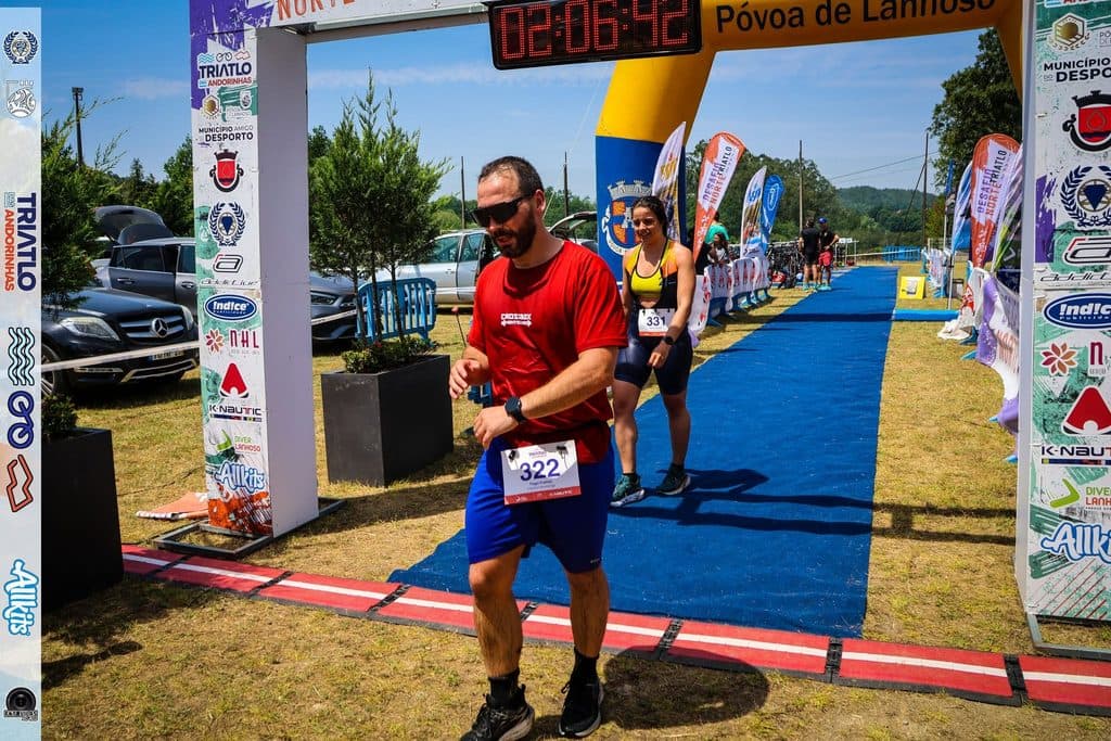 Atleta com o dorsal 322