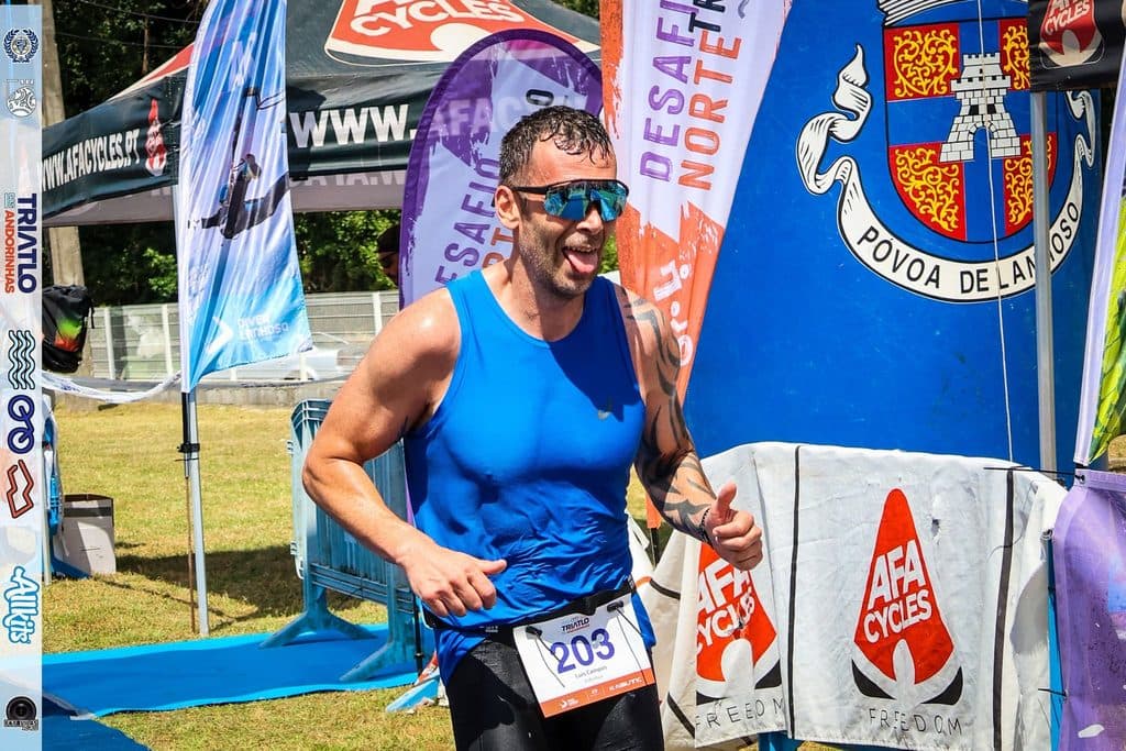 Atleta com o dorsal 203