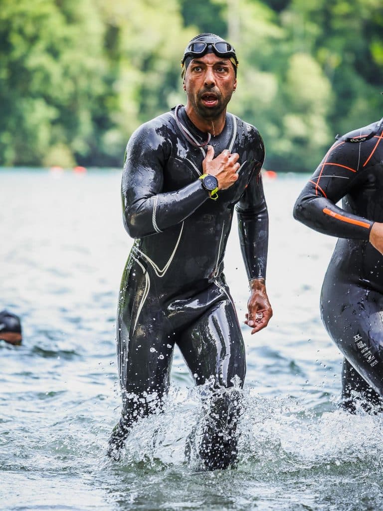 Atleta com o dorsal 142
