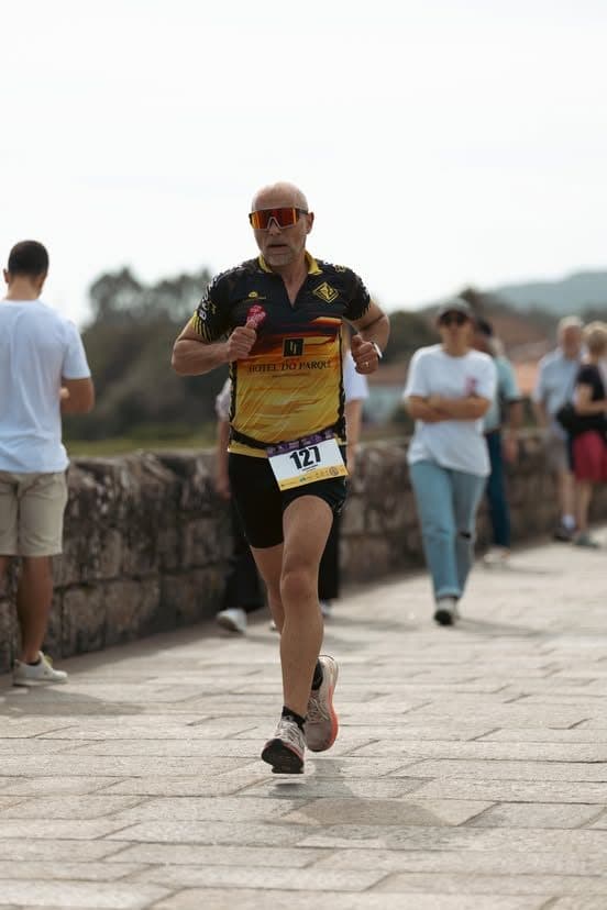 Atleta com o dorsal 127