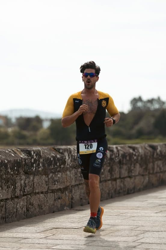 Atleta com o dorsal 120