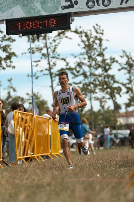 Atleta com o dorsal 165
