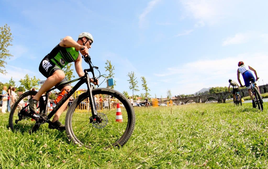 Atleta com o dorsal 141