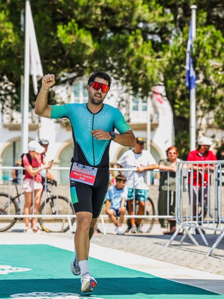 Atleta com o dorsal 324