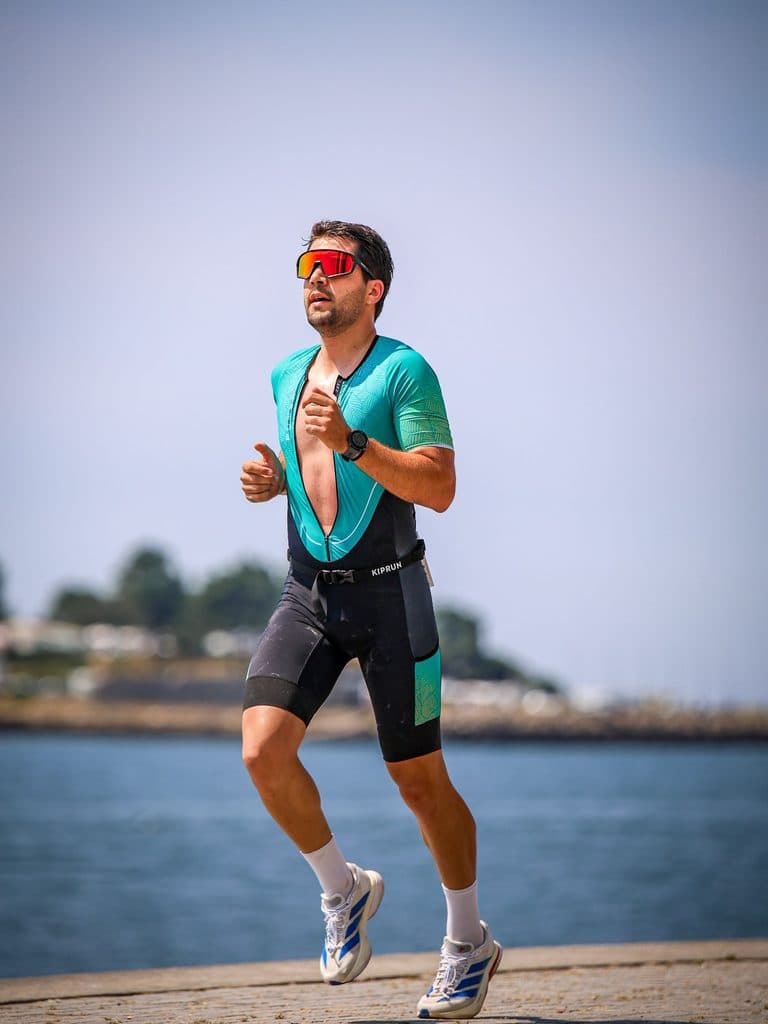 Atleta com o dorsal 324