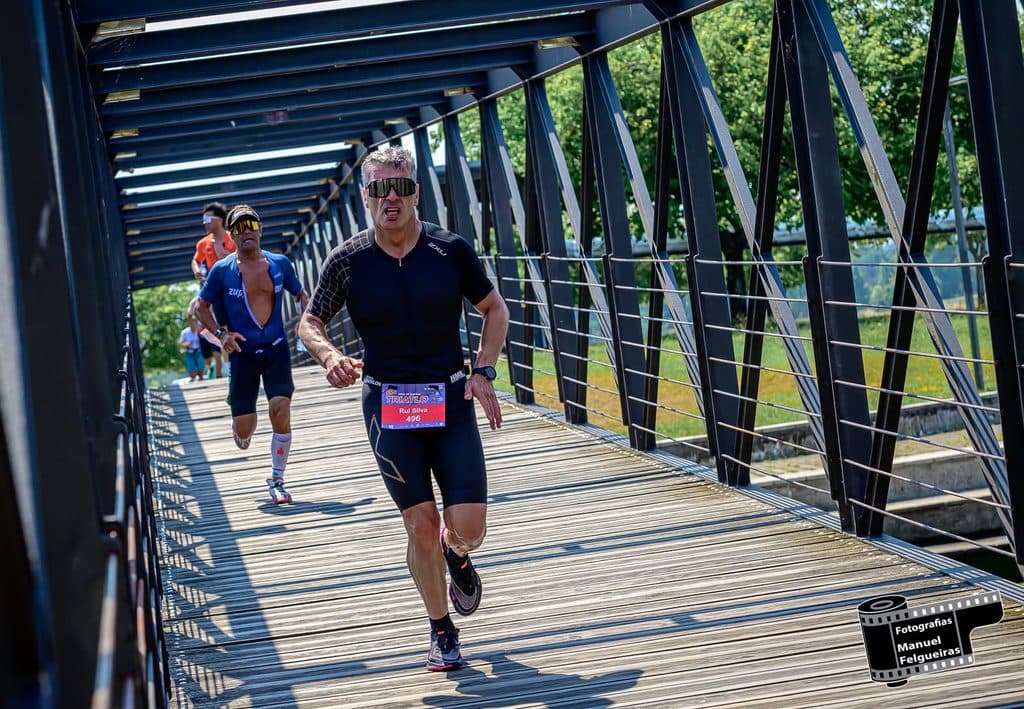 Atleta com o dorsal 496