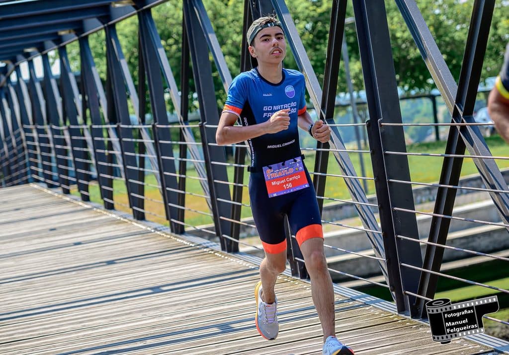 Atleta com o dorsal 156