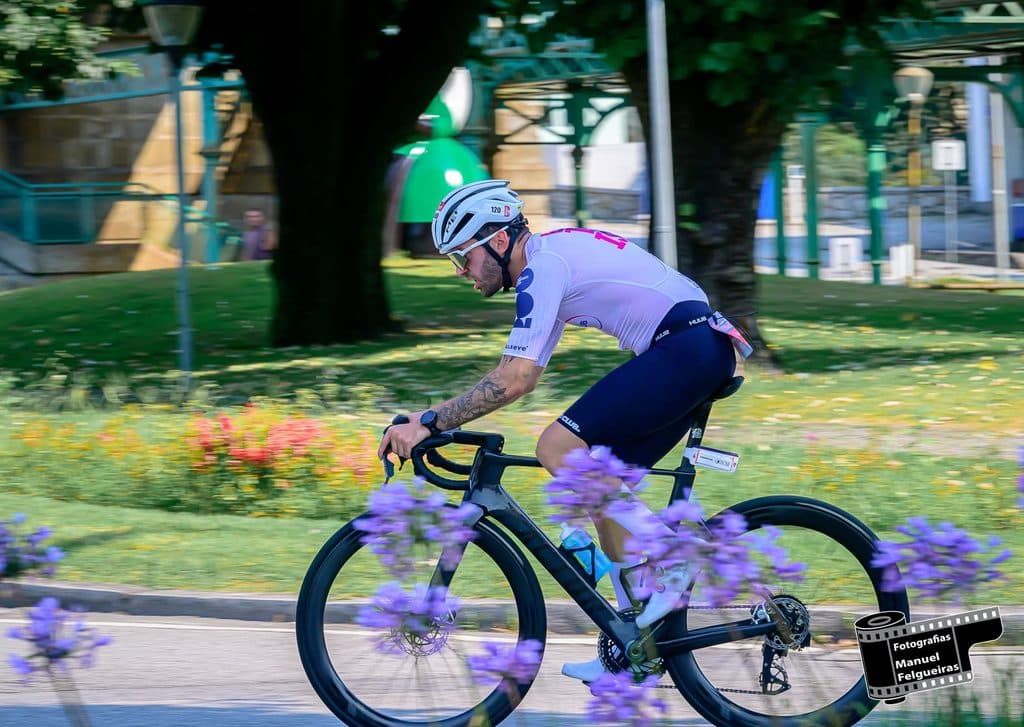 Atleta com o dorsal 120