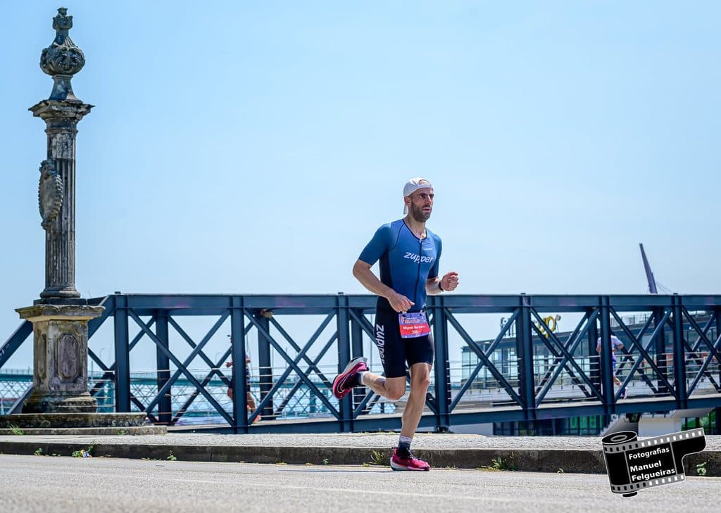 Atleta com o dorsal 308