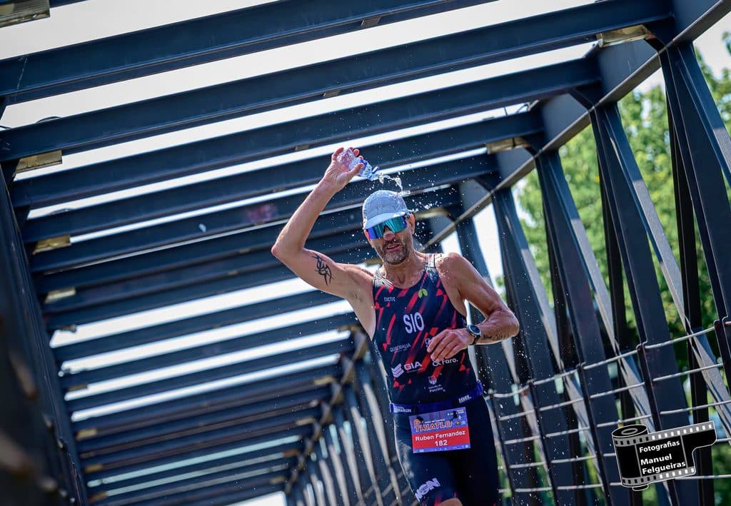Atleta com o dorsal 182