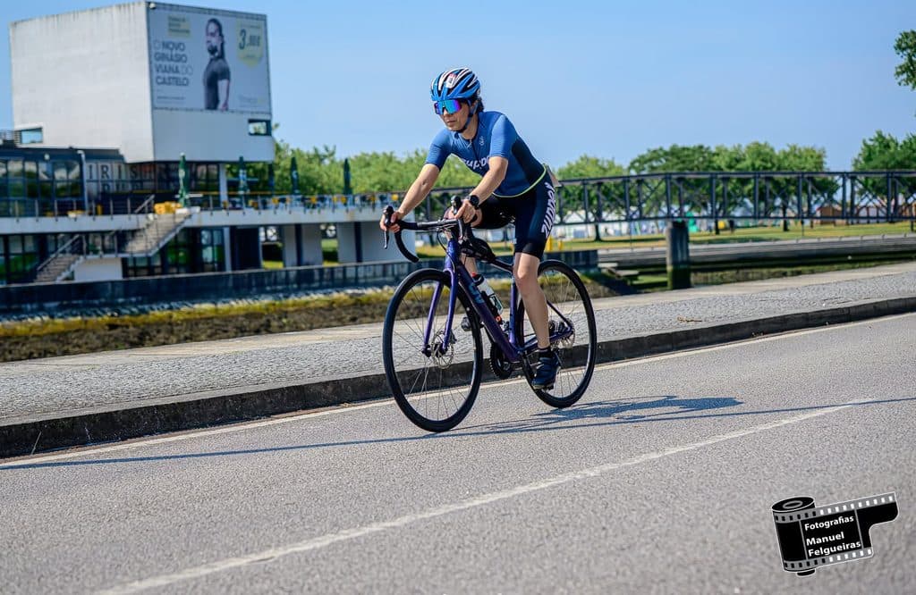 Atleta com o dorsal 351