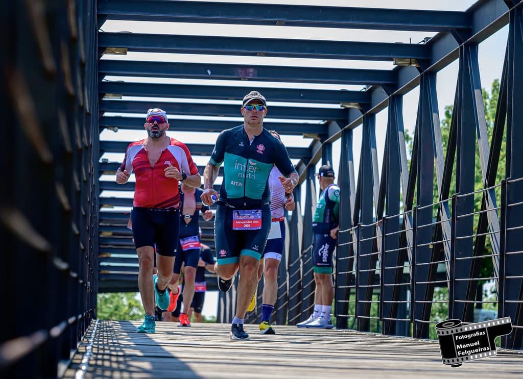 Atleta com o dorsal 266